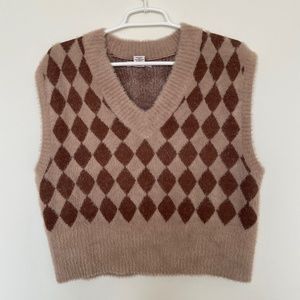 Checkered fuzzy vest